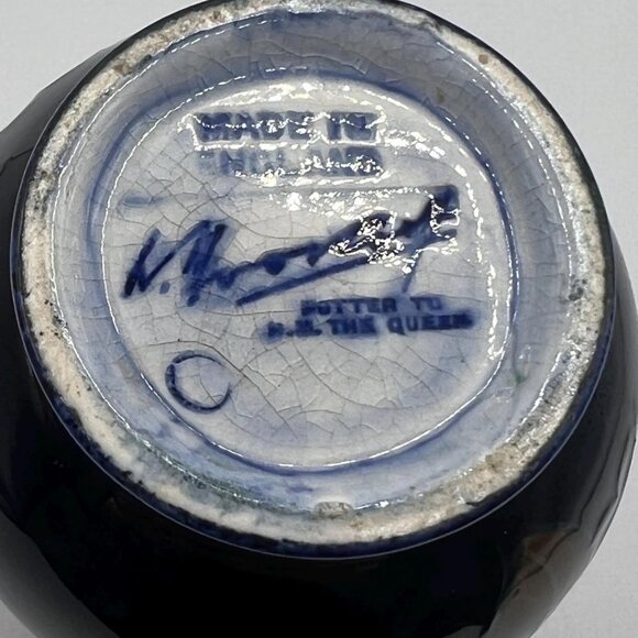 Early (1928-1949) Moorcroft Pomegranate Vase 4" Signed - Picture 7 of 7